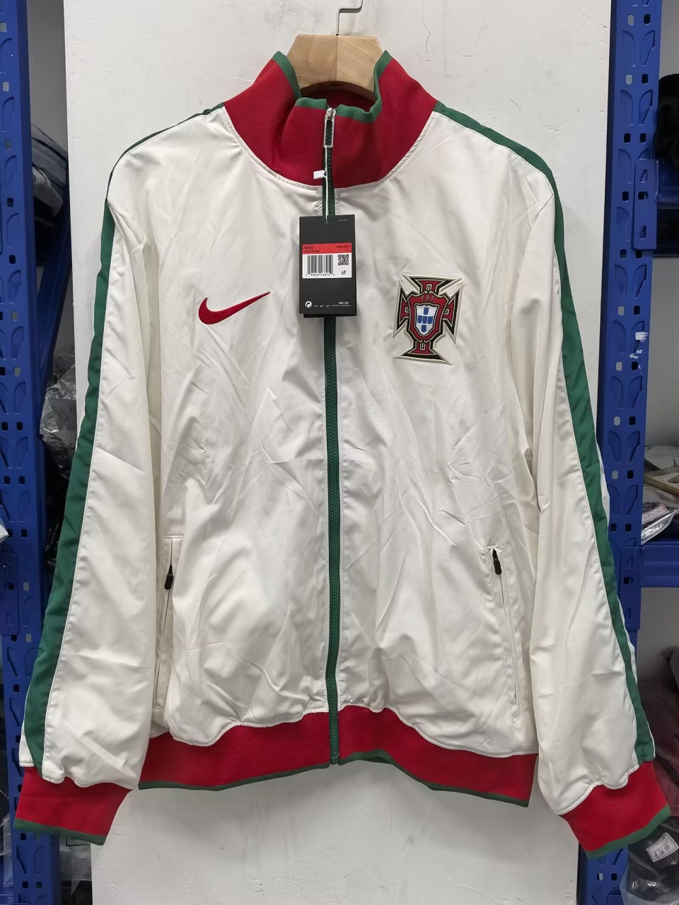 AAA Quality Portugal 25/26 Wind Coat - White